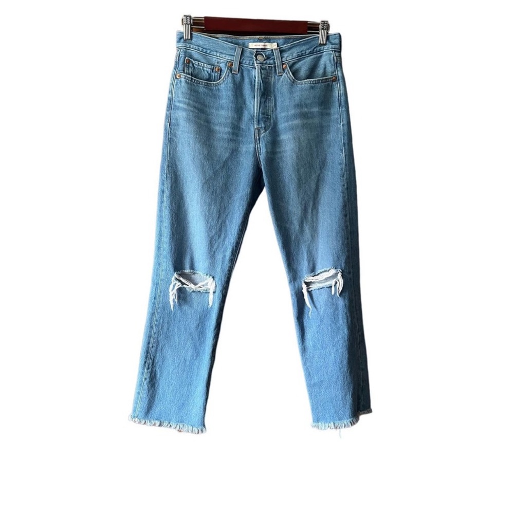 Levi's Women's Wedgie Straight Jeans Distressed Raw Hem Blue Size 27
